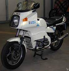 R 100 RS