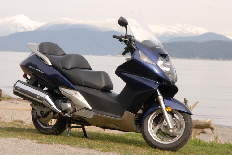 FJS 600 Silverwing Scooter A8 (ABS models)