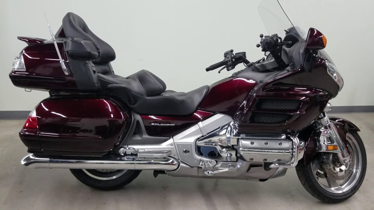 GL 1800 AA8 Goldwing Deluxe