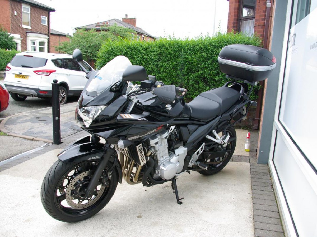 Leva Freno Destra In Argento Per Suzuki GSF Bandit 600 (2000-2004) – Ricambio Originale
